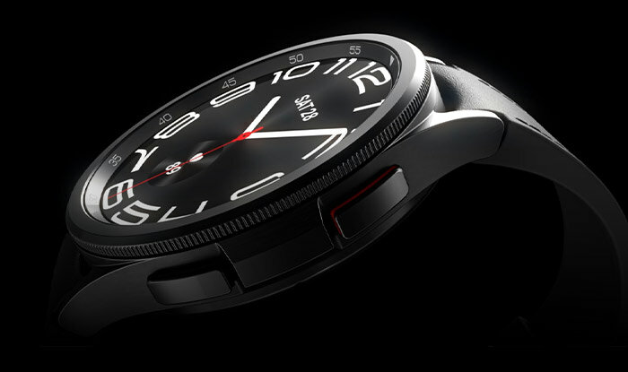 Smartwatch Samsung Galaxy Watch 6 Classic BT 47mm R960 czarny pokazany zegarek bokiem